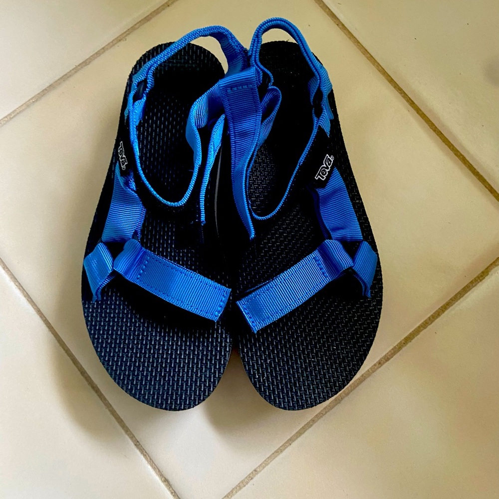 Teva sandal, color blue, size 7M. 1-3/4” platform. Brand new, no box.